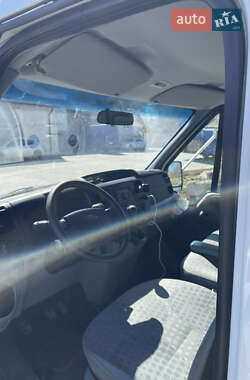 Микроавтобус Ford Transit 2013 в 