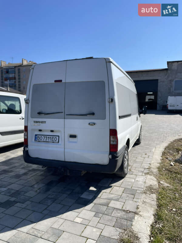 Микроавтобус Ford Transit 2013 в Хоросткове