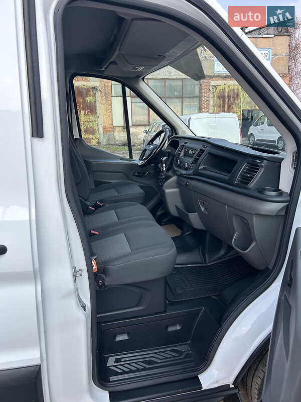 Вантажний фургон Ford Transit 2020 в Києві