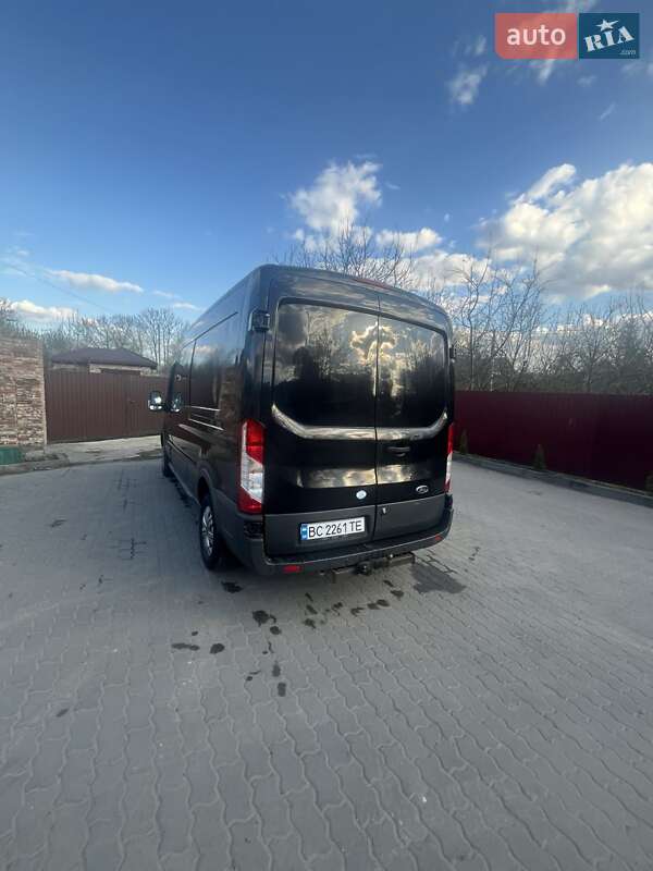 Микроавтобус Ford Transit 2015 в Львове