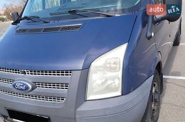 Микроавтобус Ford Transit 2013 в 