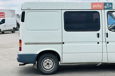 Грузопассажирский фургон Ford Transit 1999 в 