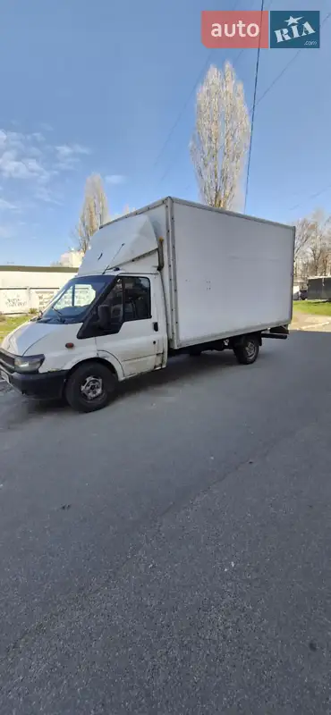 Грузовой фургон Ford Transit 2002 в 