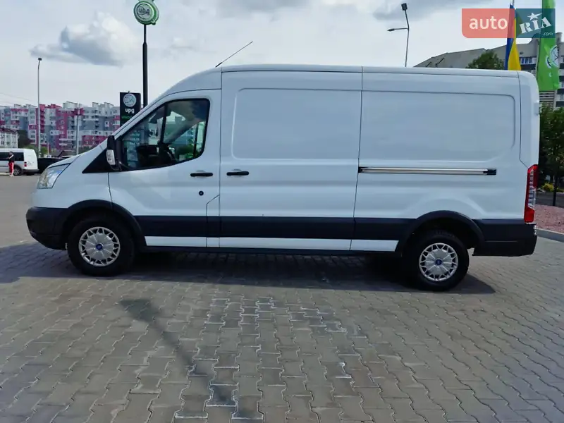 Вантажний фургон Ford Transit 2017 в 