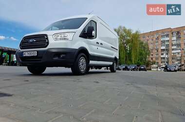 Грузовой фургон Ford Transit 2017 в 