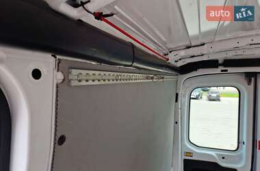 Грузовой фургон Ford Transit 2017 в 