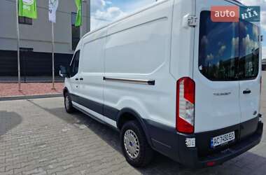 Грузовой фургон Ford Transit 2017 в 