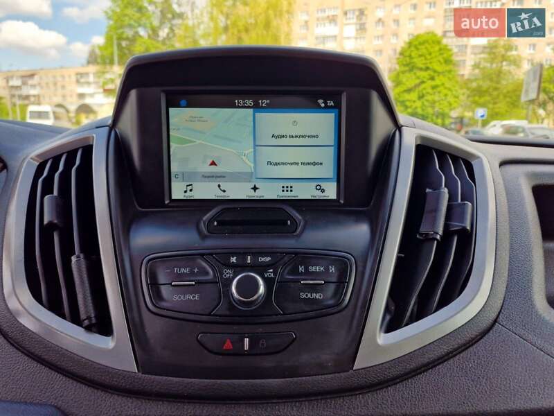 Грузовой фургон Ford Transit 2017 в Луцке