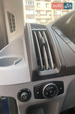 Грузовой фургон Ford Transit 2016 в 