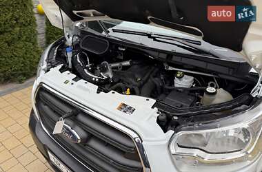 Вантажний фургон Ford Transit 2021 в 