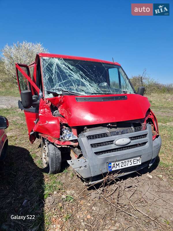 Грузопассажирский фургон Ford Transit 2008 в 