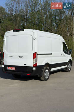 Грузовой фургон Ford Transit 2020 в 