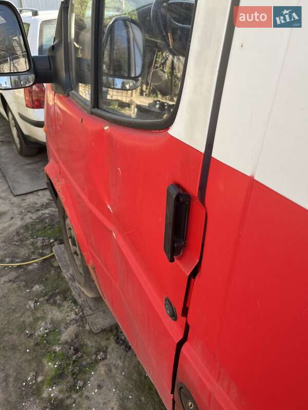 Грузовой фургон Ford Transit 1999 в Киеве