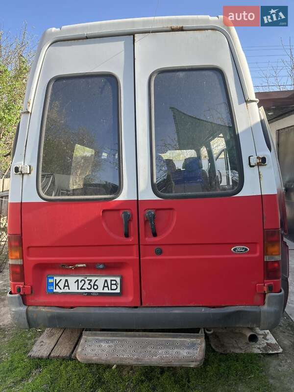 Грузовой фургон Ford Transit 1999 в Киеве
