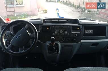 Грузовой фургон Ford Transit 2006 в 