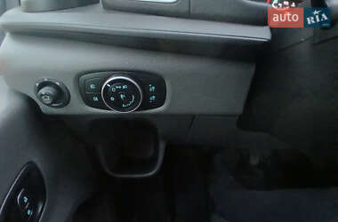 Грузовой фургон Ford Transit 2019 в 