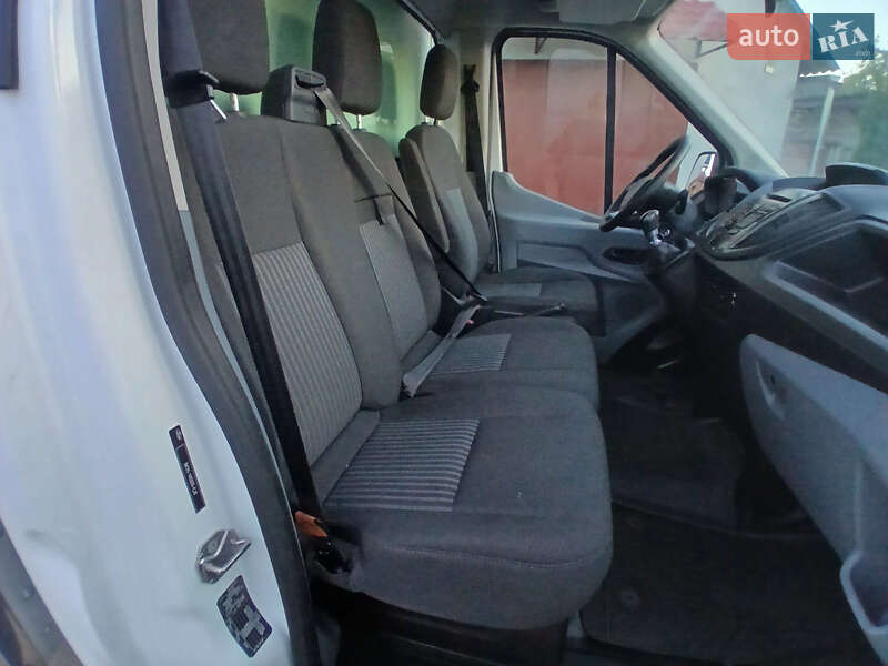 Грузовой фургон Ford Transit 2018 в Дубно