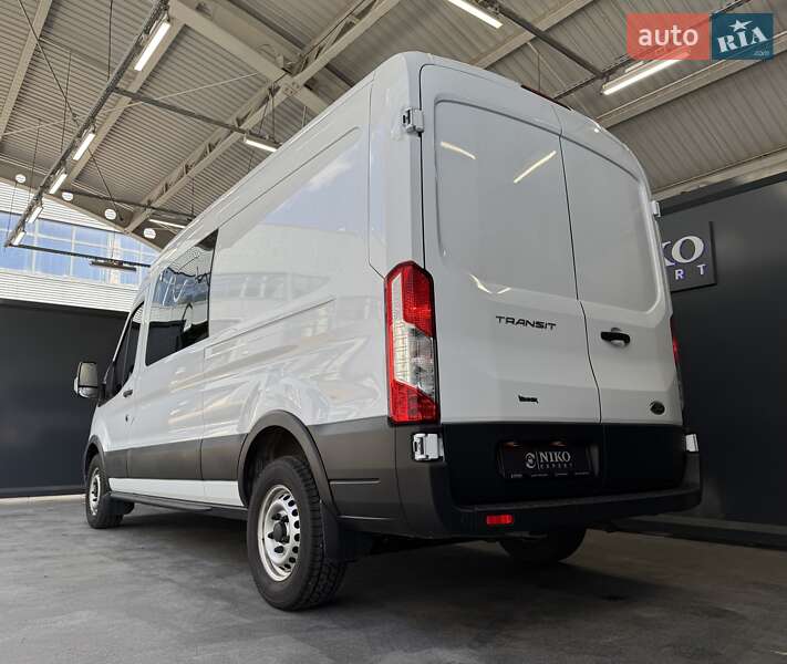 Грузопассажирский фургон Ford Transit 2023 в Киеве