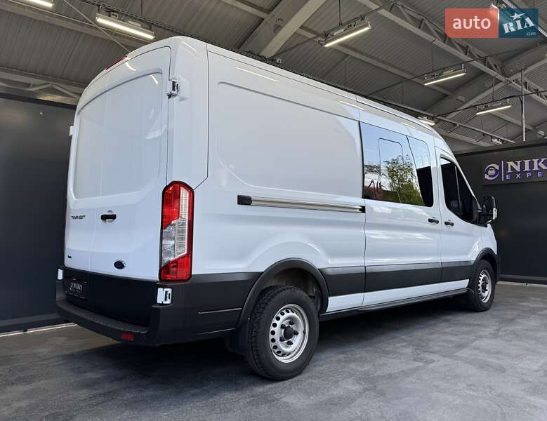 Грузопассажирский фургон Ford Transit 2023 в Киеве