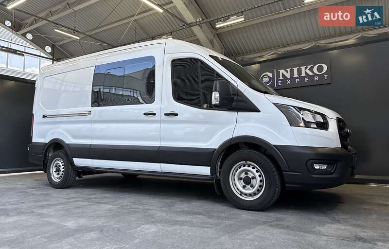 Грузопассажирский фургон Ford Transit 2023 в Киеве