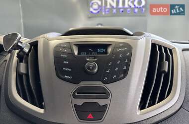 Грузопассажирский фургон Ford Transit 2023 в 