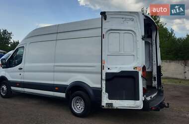 Грузовой фургон Ford Transit 2015 в 
