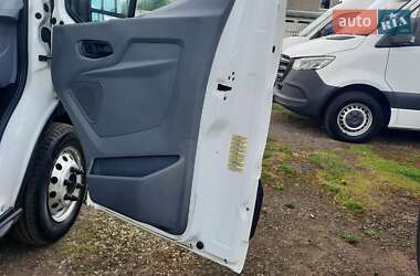 Грузовой фургон Ford Transit 2015 в 