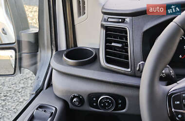 Вантажний фургон Ford Transit 2020 в 