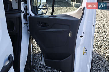 Вантажний фургон Ford Transit 2020 в 