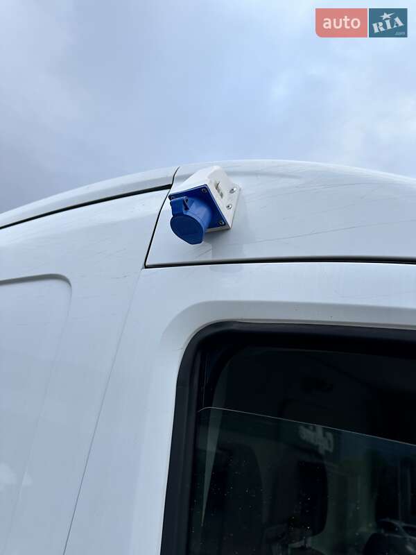 Грузовой фургон Ford Transit 2016 в Черкассах