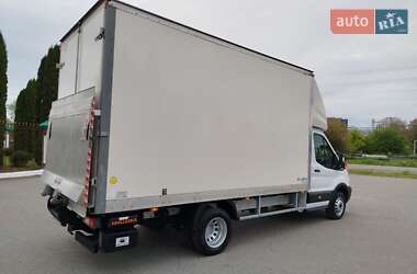 Грузовой фургон Ford Transit 2018 в 