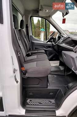 Грузовой фургон Ford Transit 2018 в 