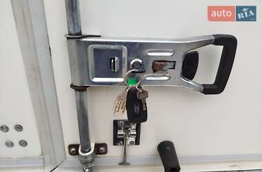 Грузовой фургон Ford Transit 2018 в 