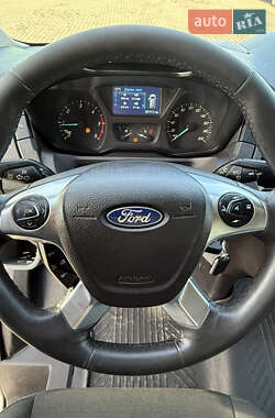 Грузовой фургон Ford Transit 2015 в 