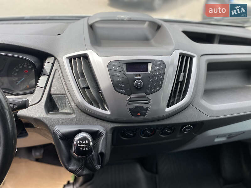 Грузопассажирский фургон Ford Transit 2018 в Киеве