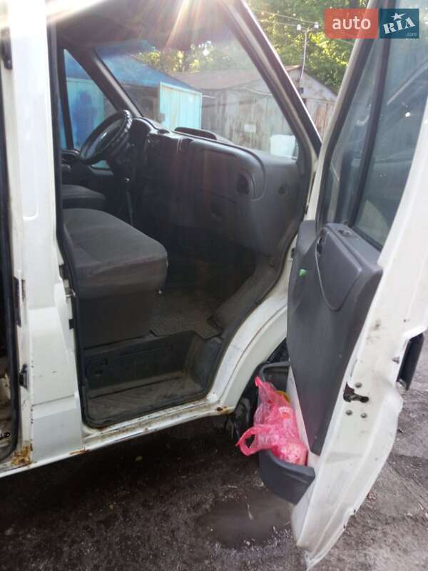 Мікроавтобус Ford Transit 2000 в Дніпрі