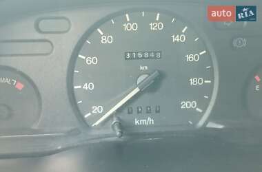 Грузопассажирский фургон Ford Transit 1995 в 
