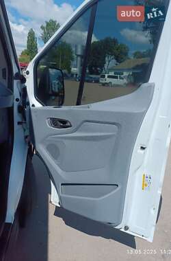 Микроавтобус Ford Transit 2019 в 