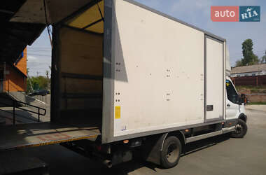 Грузовой фургон Ford Transit 2015 в 