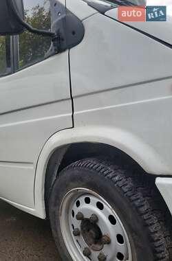 Грузовой фургон Ford Transit 1986 в 