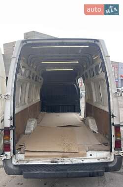Грузовой фургон Ford Transit 2004 в 