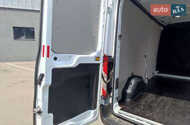 Вантажний фургон Ford Transit 2020 в 