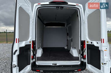 Грузовой фургон Ford Transit 2019 в 