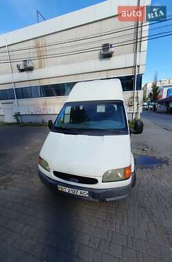Грузовой фургон Ford Transit 1998 в 