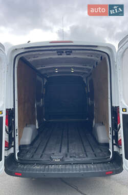 Грузовой фургон Ford Transit 2016 в 