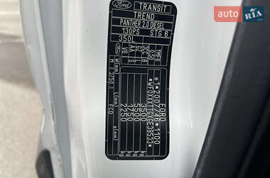 Грузовой фургон Ford Transit 2016 в 
