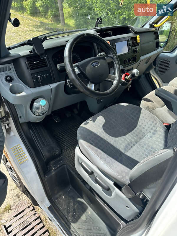 Микроавтобус Ford Transit 2011 в Львове