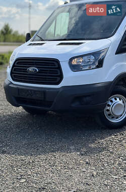 Грузовой фургон Ford Transit 2019 в 