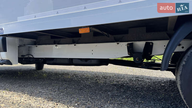 Вантажний фургон Ford Transit 2019 в Луцьку
