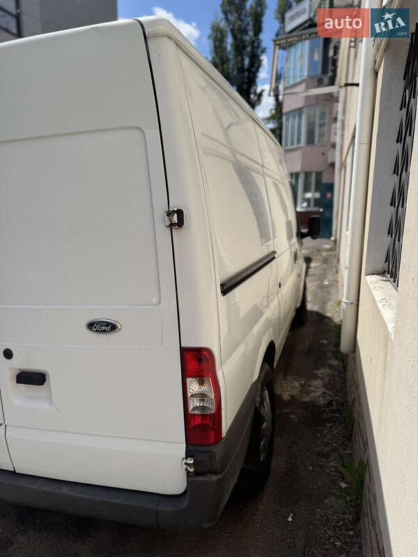 Вантажний фургон Ford Transit 2007 в Києві